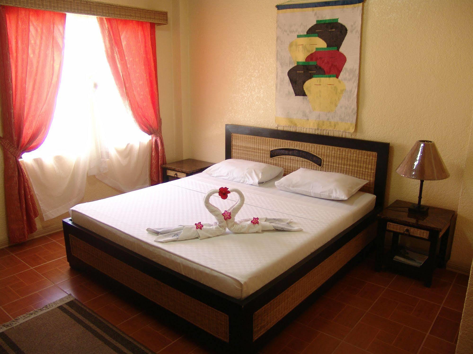 Marlins Beach Resort Santa Fe  Ngoại thất bức ảnh